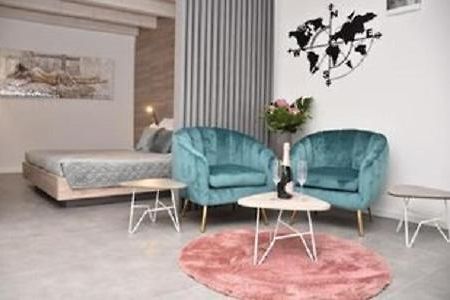 Apartments Hidden Paradise 罗维尼 外观 照片