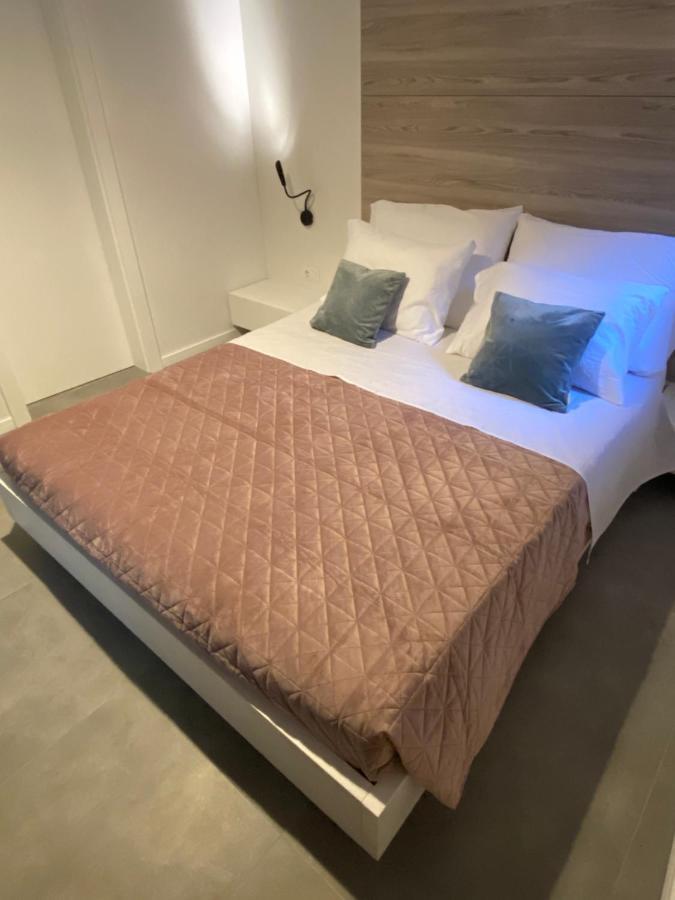 Apartments Hidden Paradise 罗维尼 外观 照片
